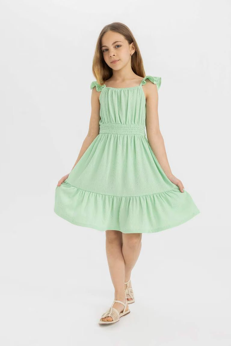 Girl Strappy Wrinkled Dress - - light green