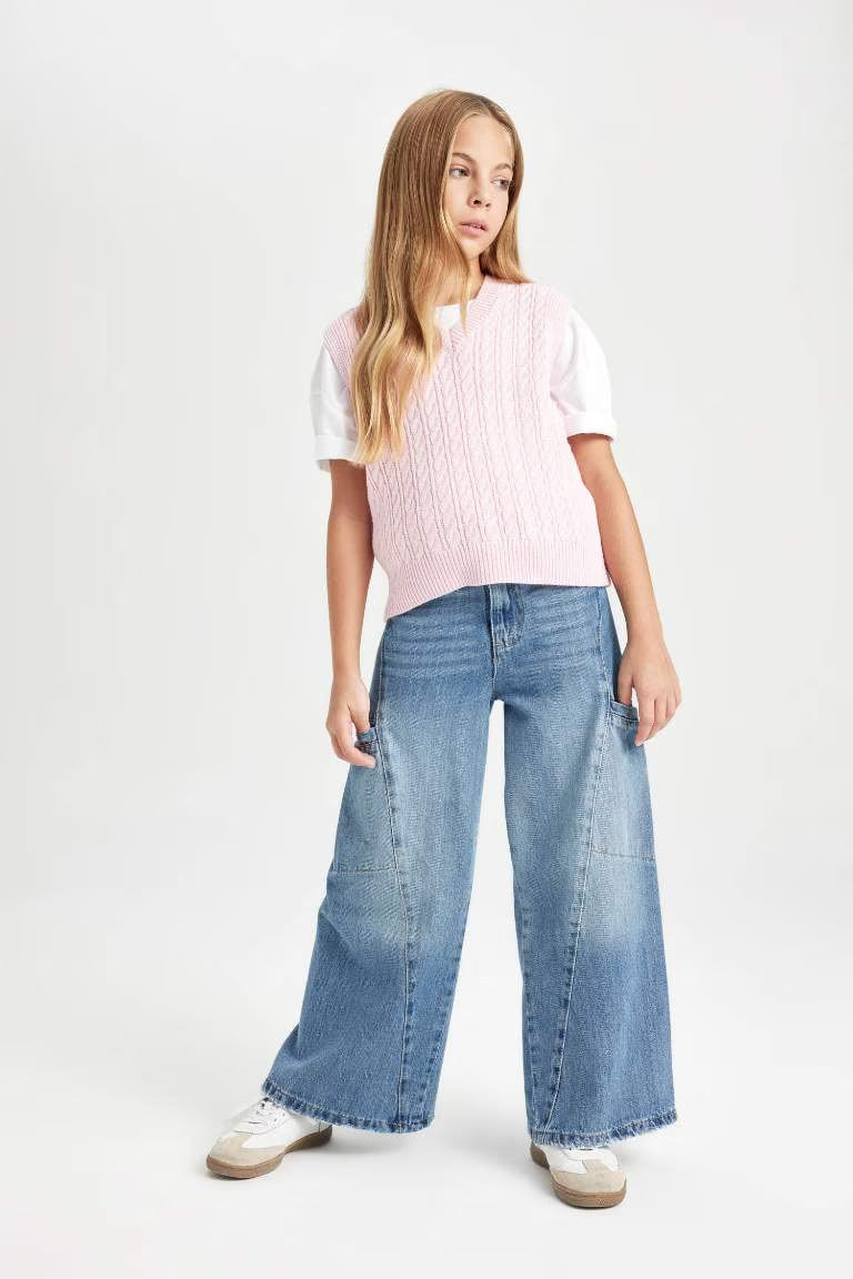 Girl Standard Fit Sweater Vest - -