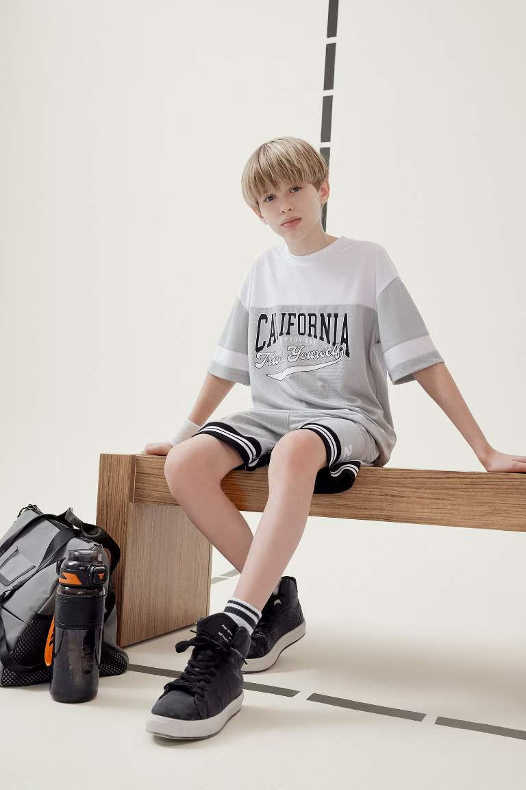 Boy Oversize Fit Crew Neck Printed Color Block T-Shirt - -