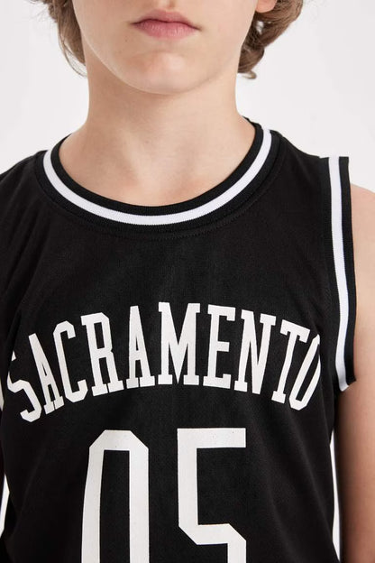Boy Crew Neck Printed Sleeveless T-Shirt - -