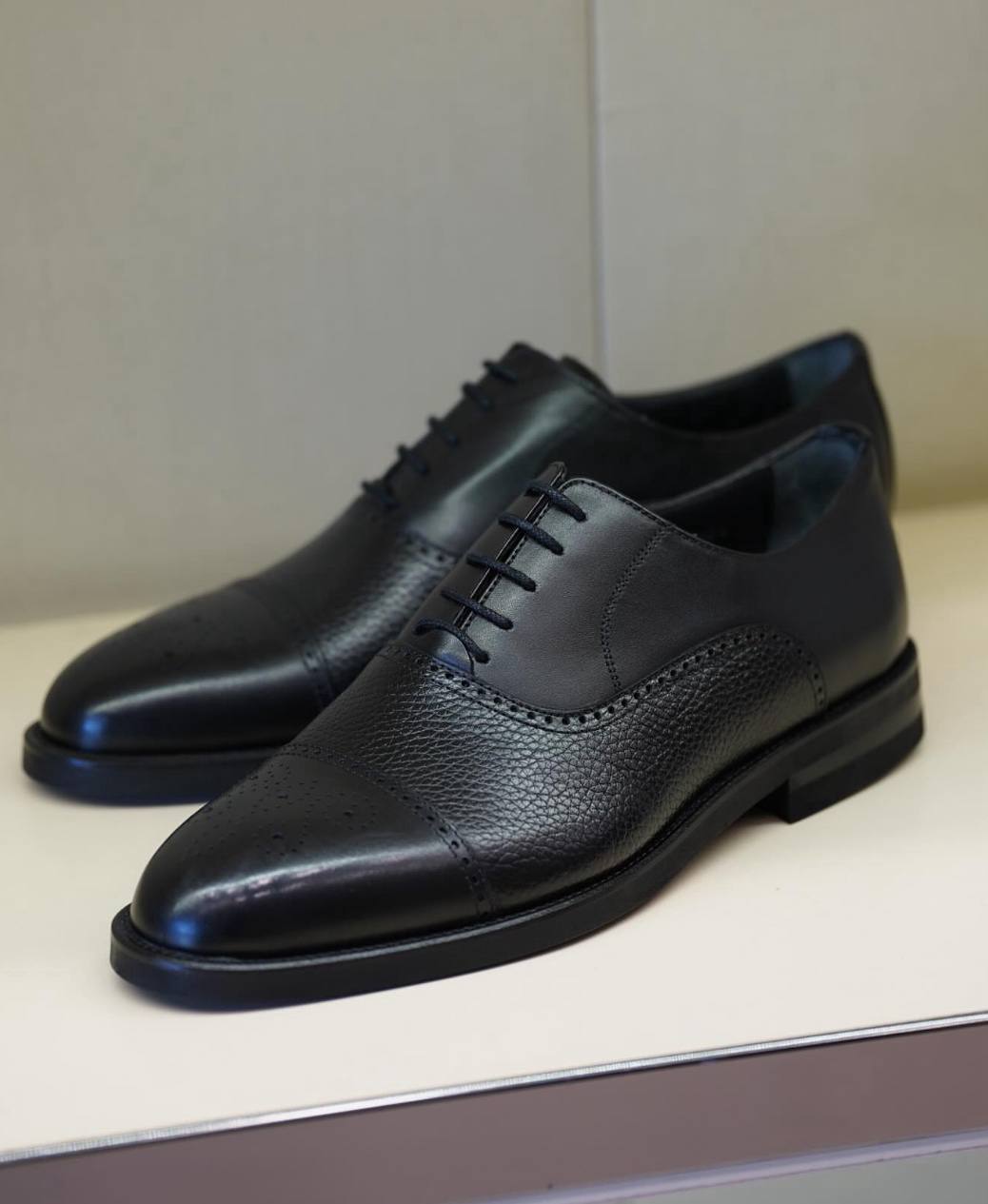 Leather footwear - - Black