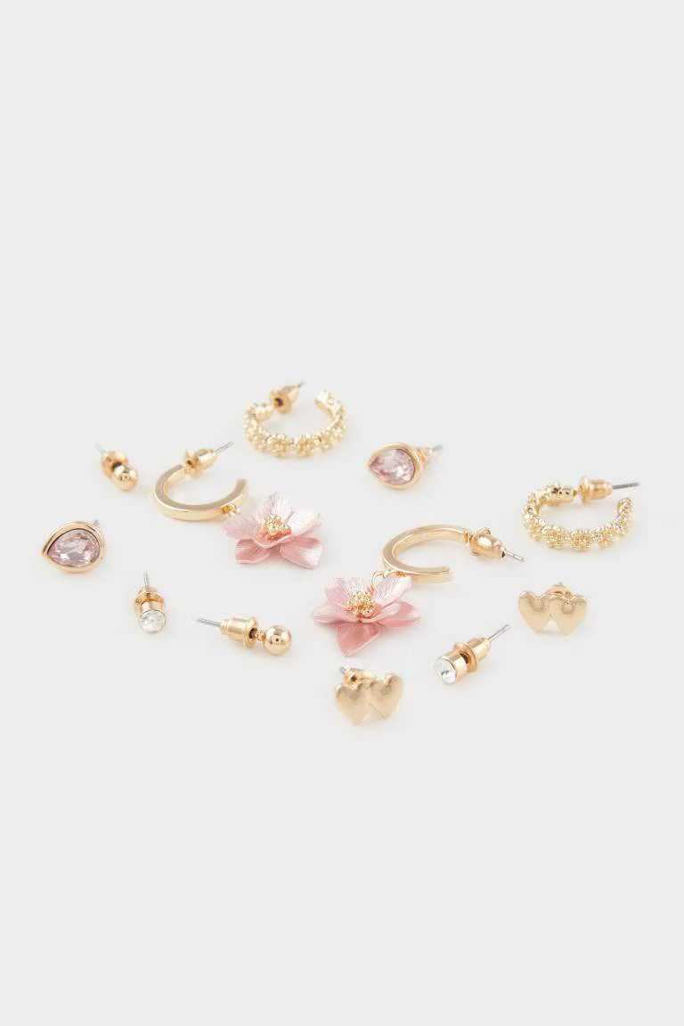 Woman 6 Piece Earrings - -