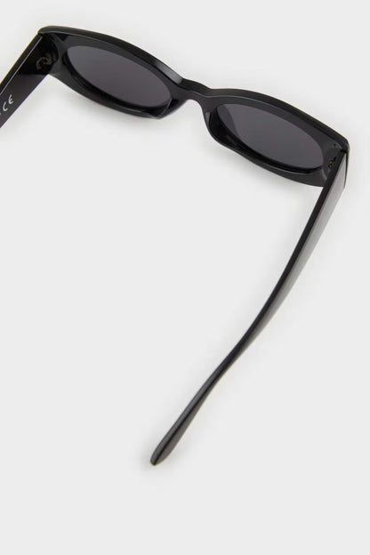 Woman Round Sunglasses - -