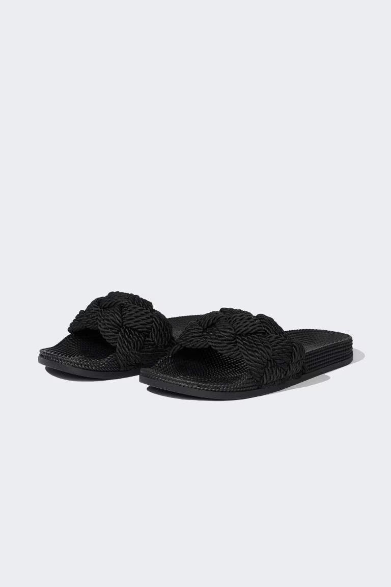 Woman High Sole Single Strap Slippers - - Black