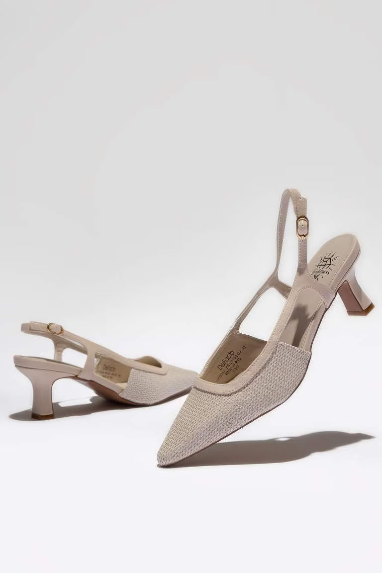 Woman Laced Faux Leather Heeled Sandals - - Beige