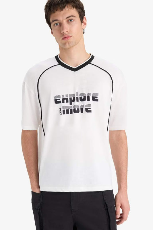 Loose Fit Crew Neck T-Shirt - - Ecru