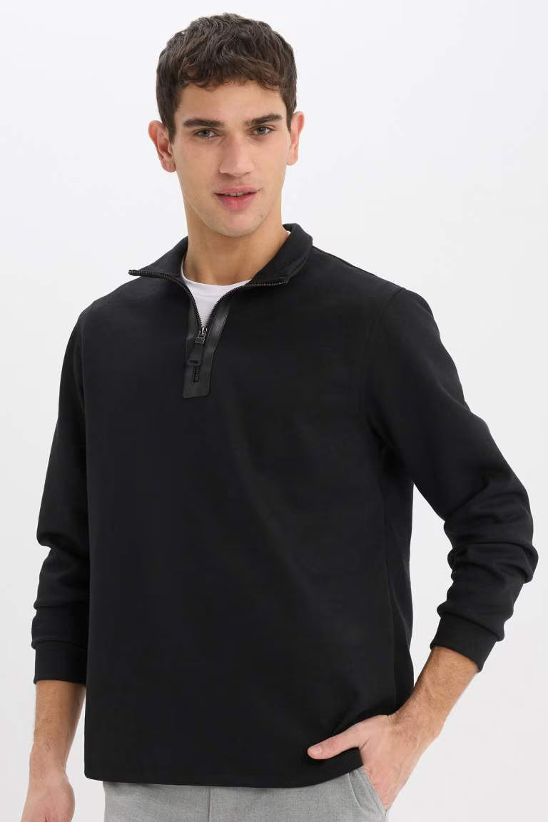 Regular Fit Long Sleeve Sweatshirt - - Black