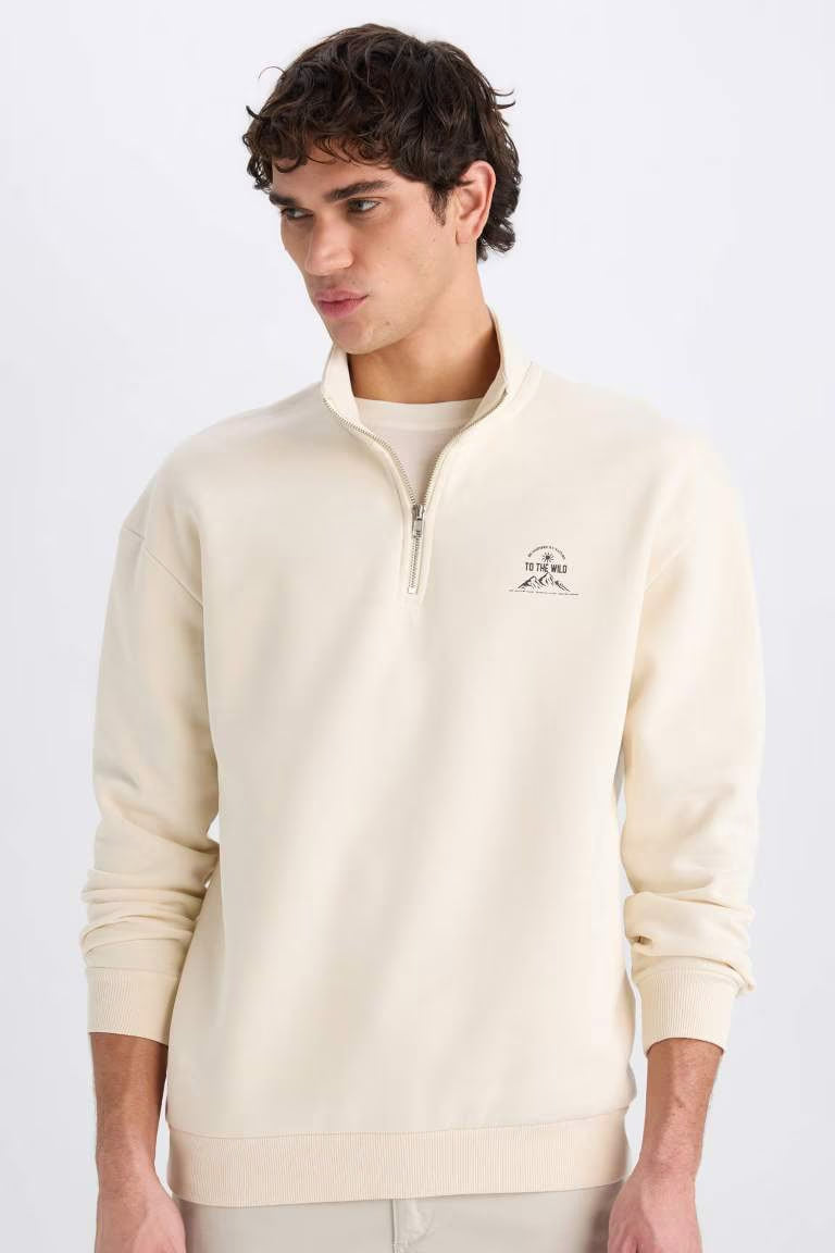 Comfort Fit Printed Long Sleeve Sweatshirt - - Sand
