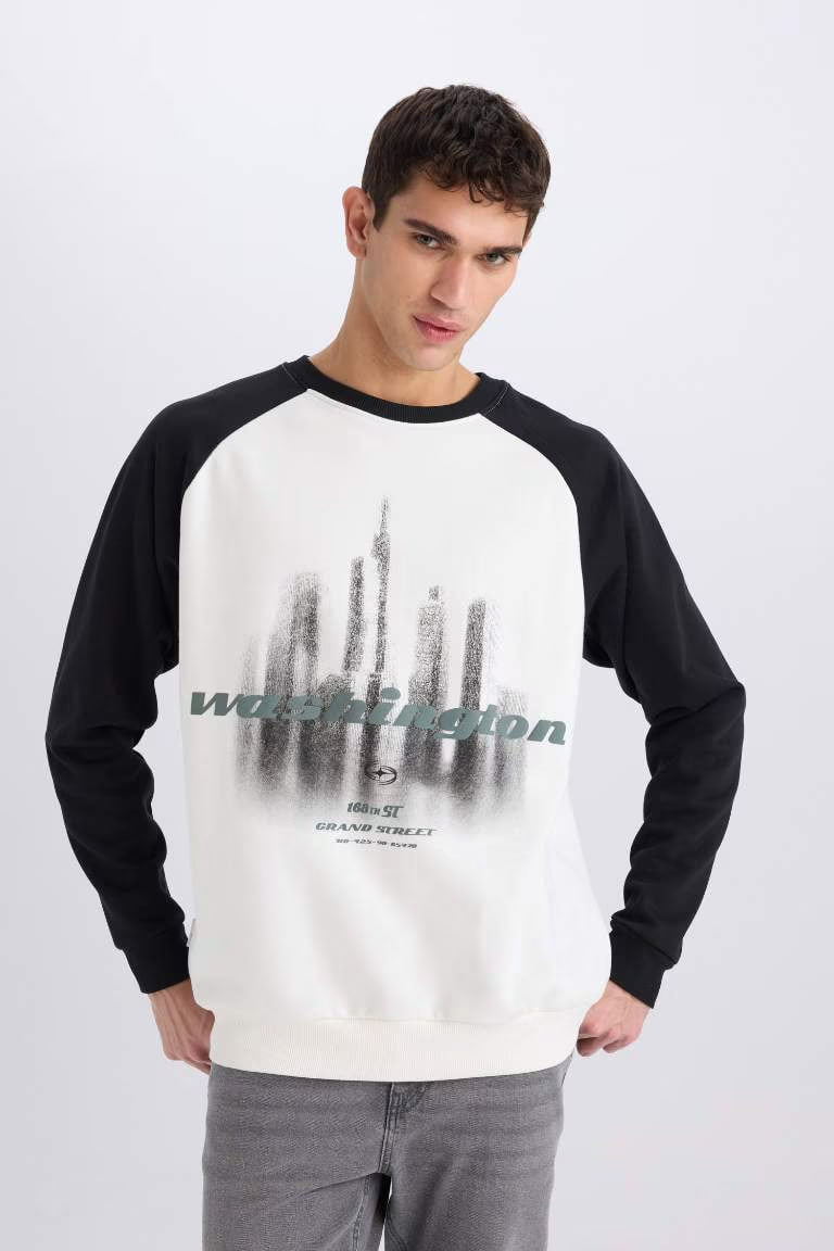 Oversize Fit Printed Long Sleeve Sweatshirt - -