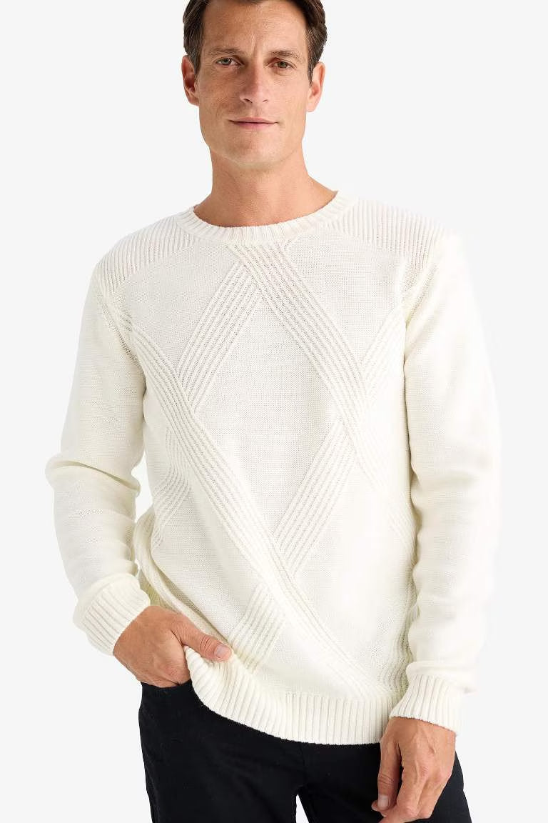 Standard Fit Crew Neck Knitwear Pullover - - Ecru