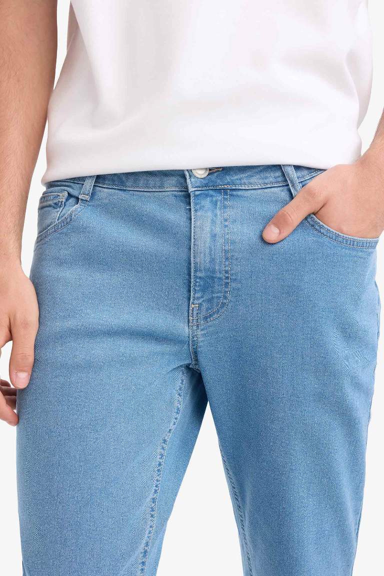 Pedro Slim Fit Normal Waist Skinny Leg Jeans - -