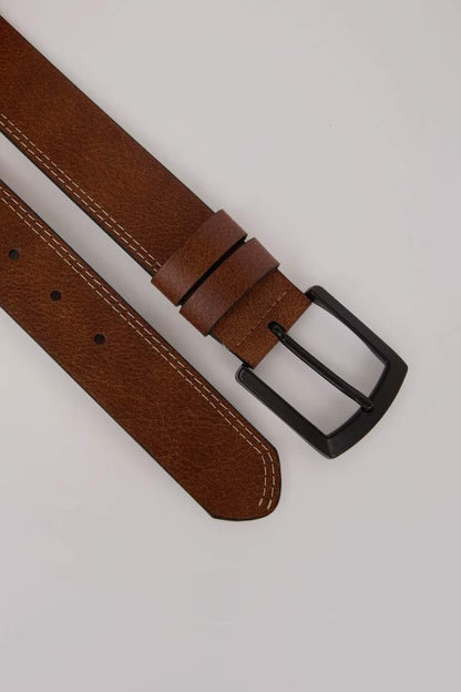 Man Square Buckle Faux Leather Casual Belt - -