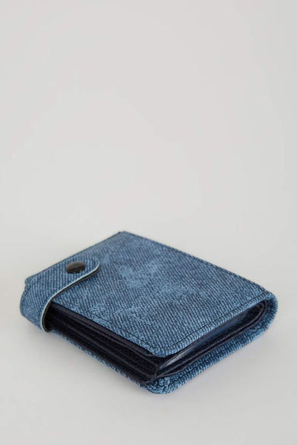 Man Wallets - -
