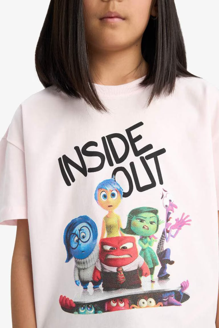 Girl Relax Fit Crew Neck T-Shirt - -