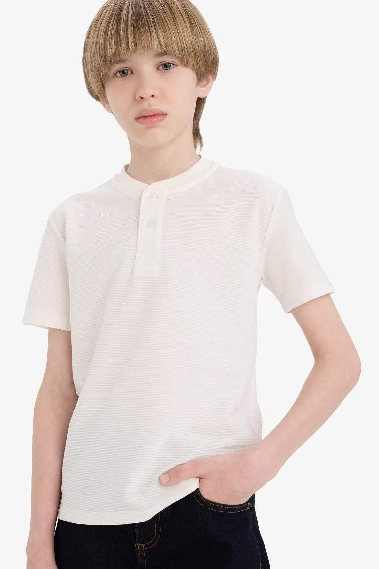 Boy Regular Fit Judge Collar Short Sleeve T-Shirt - -