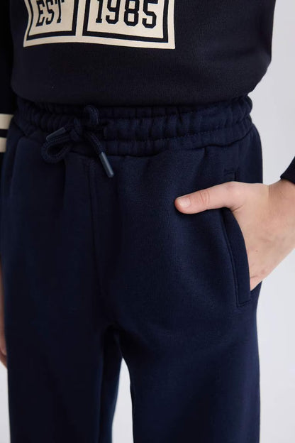 Boy Regular Fit Elastic Waist Leg Printed Jogger Sweatpants - -