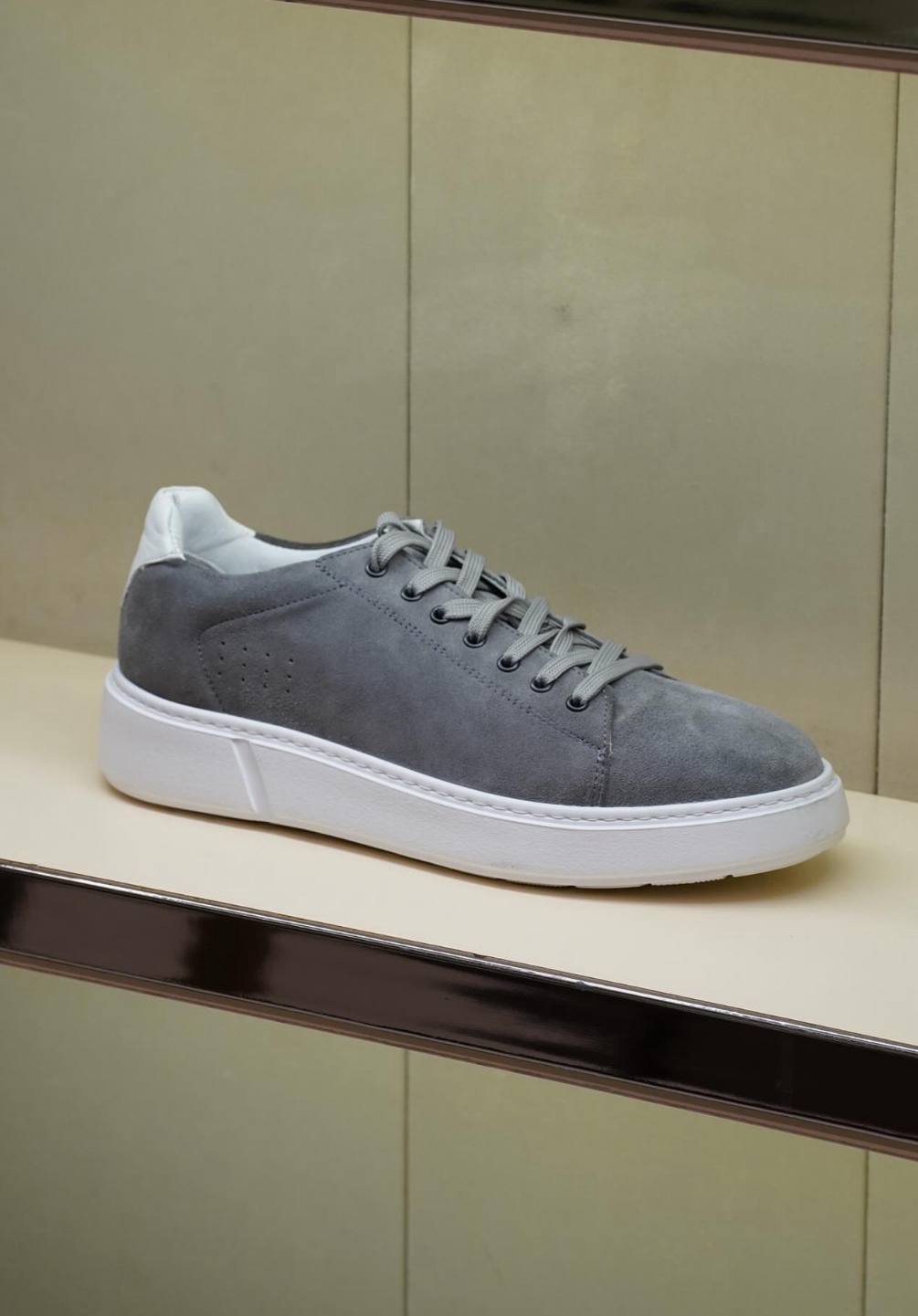 Leather footwear - -