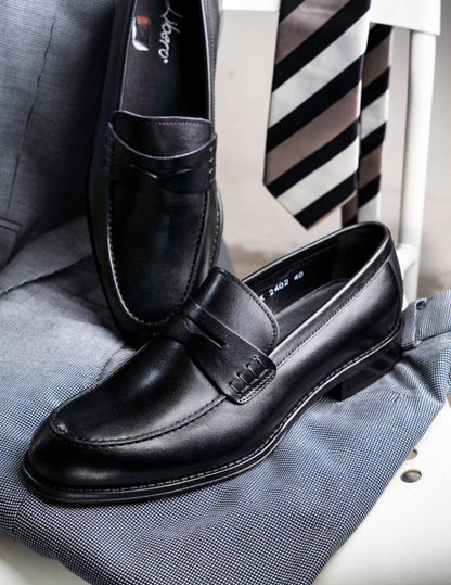 Men footwear - -