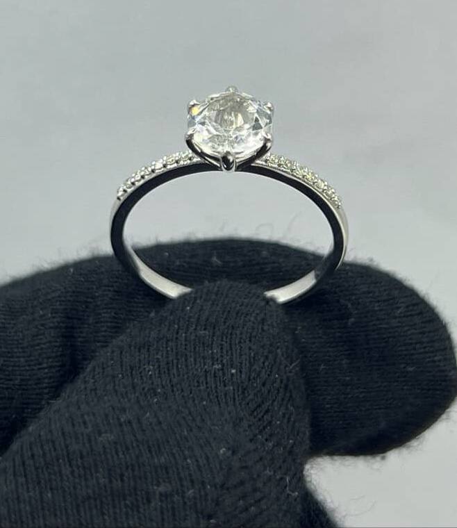 RING - - 18