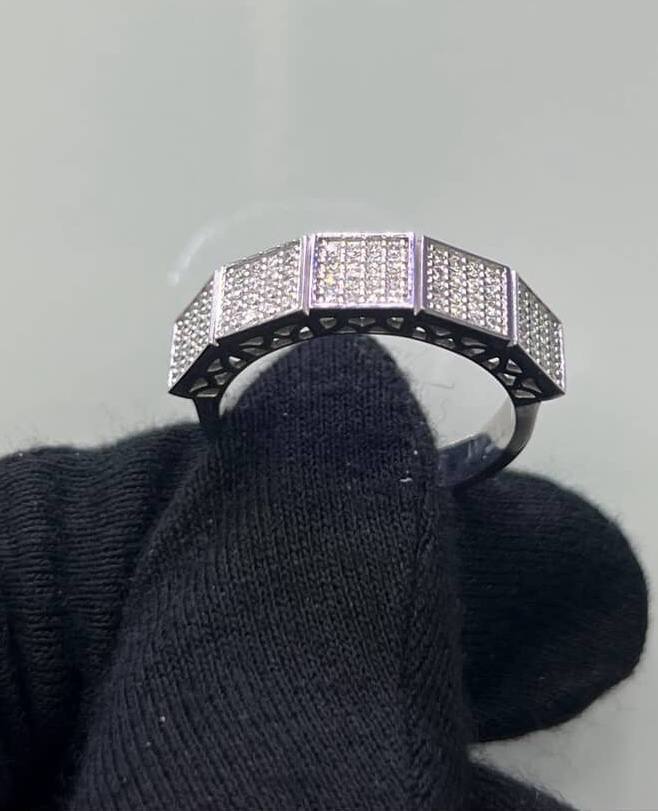 RING - - 18