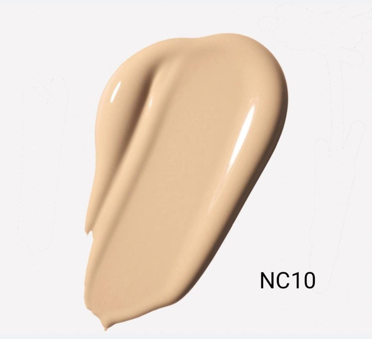 MAC Studio Fix Fluid Foundation SPF 15 - - NC10