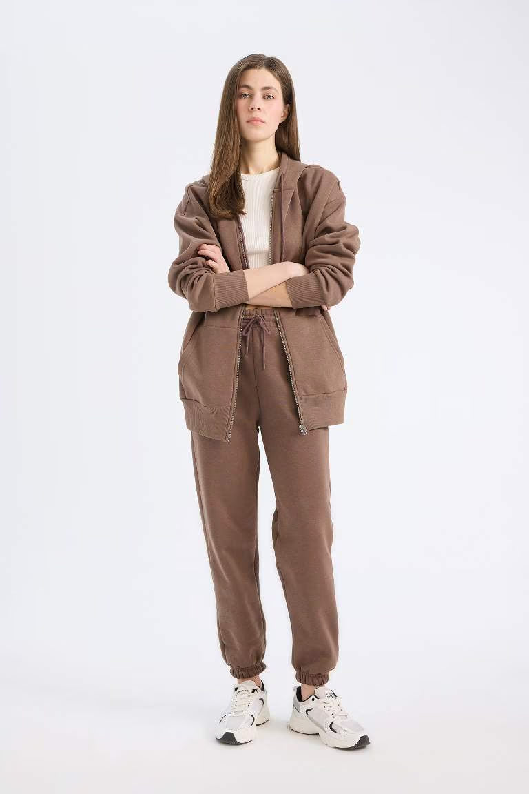 Standard Fit Elastic Leg Thick Fabric Sweatpants - - Honey Brown