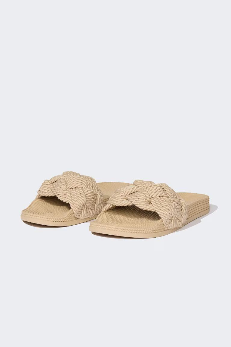 Woman High Sole Single Strap Slippers - - Beige