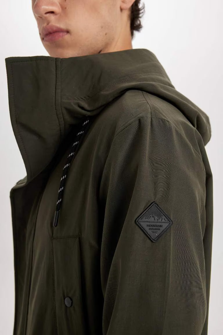 Waterproof Regular Fit Hooded Zippered Pocket Long Thin Raincoat - -