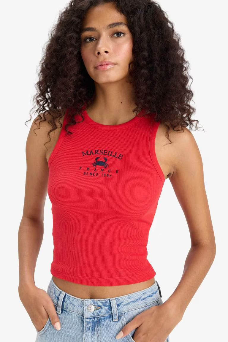 Slim Fit Printed Camisole Halter Collar Tank Top - - Red