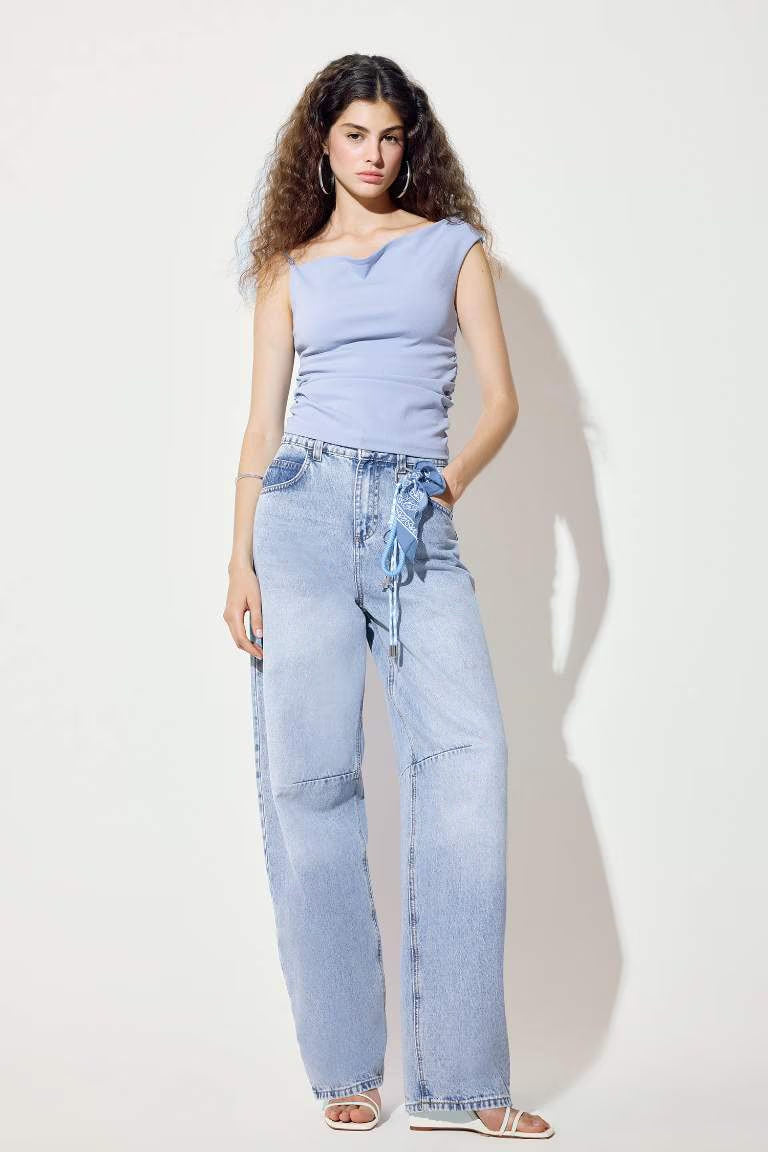 Asymmetric Crepe One Shoulder Tank Top - -