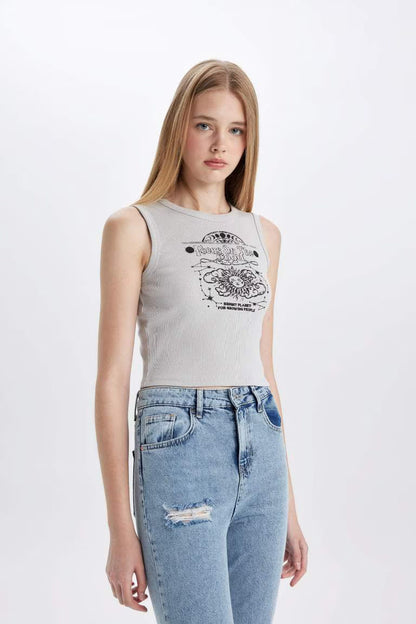 Fitted Printed Crew Neck Ribbed Camisole Crop Top - -