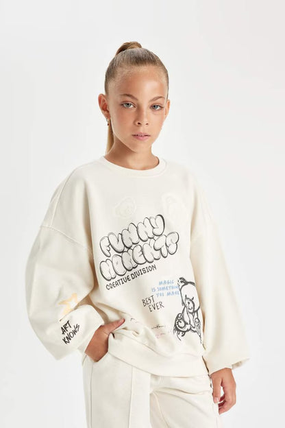 Girl Oversize Fit Printed Sweatshirt - - Ecru