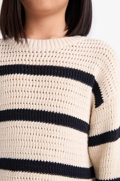 Girl Regular Fit Crew Neck Pullover - -