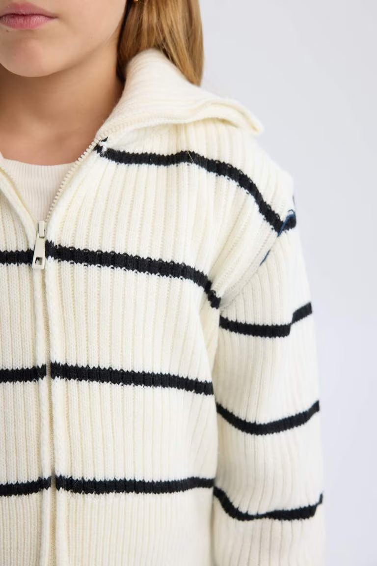 Slim Fit Hooded Cardigan - -