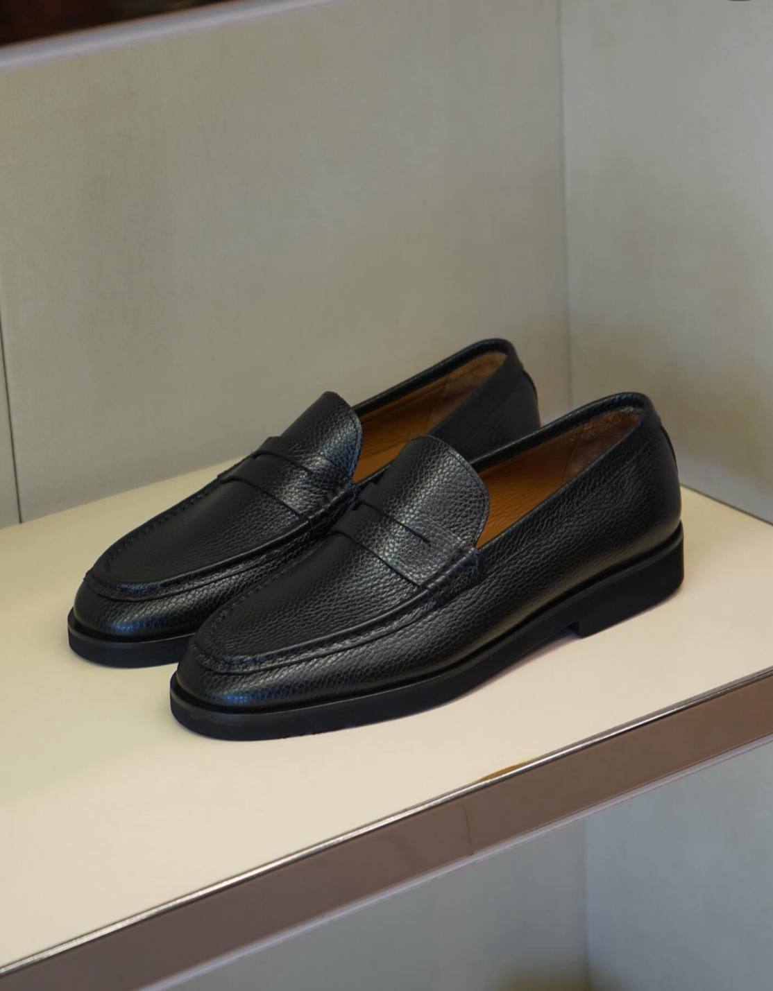 Leather footwear - -