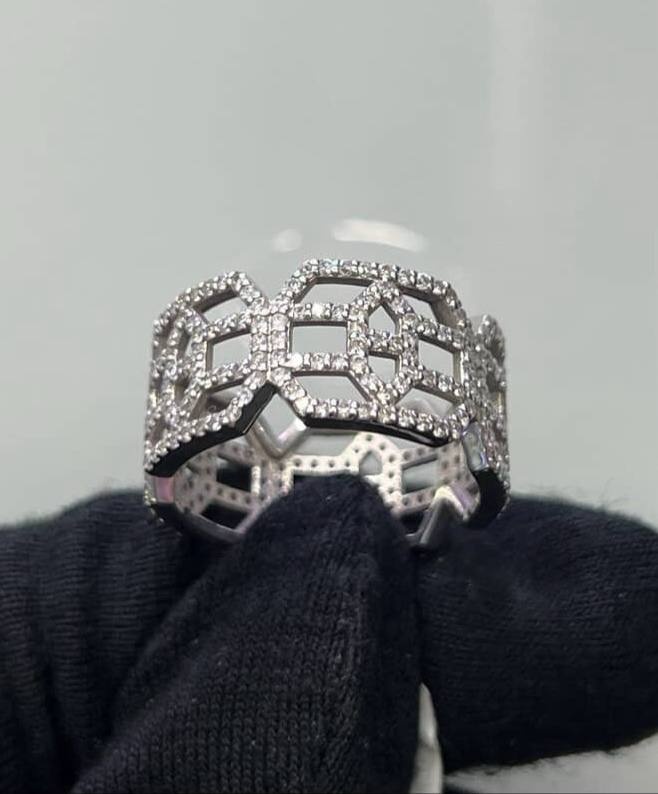 RING - - 18