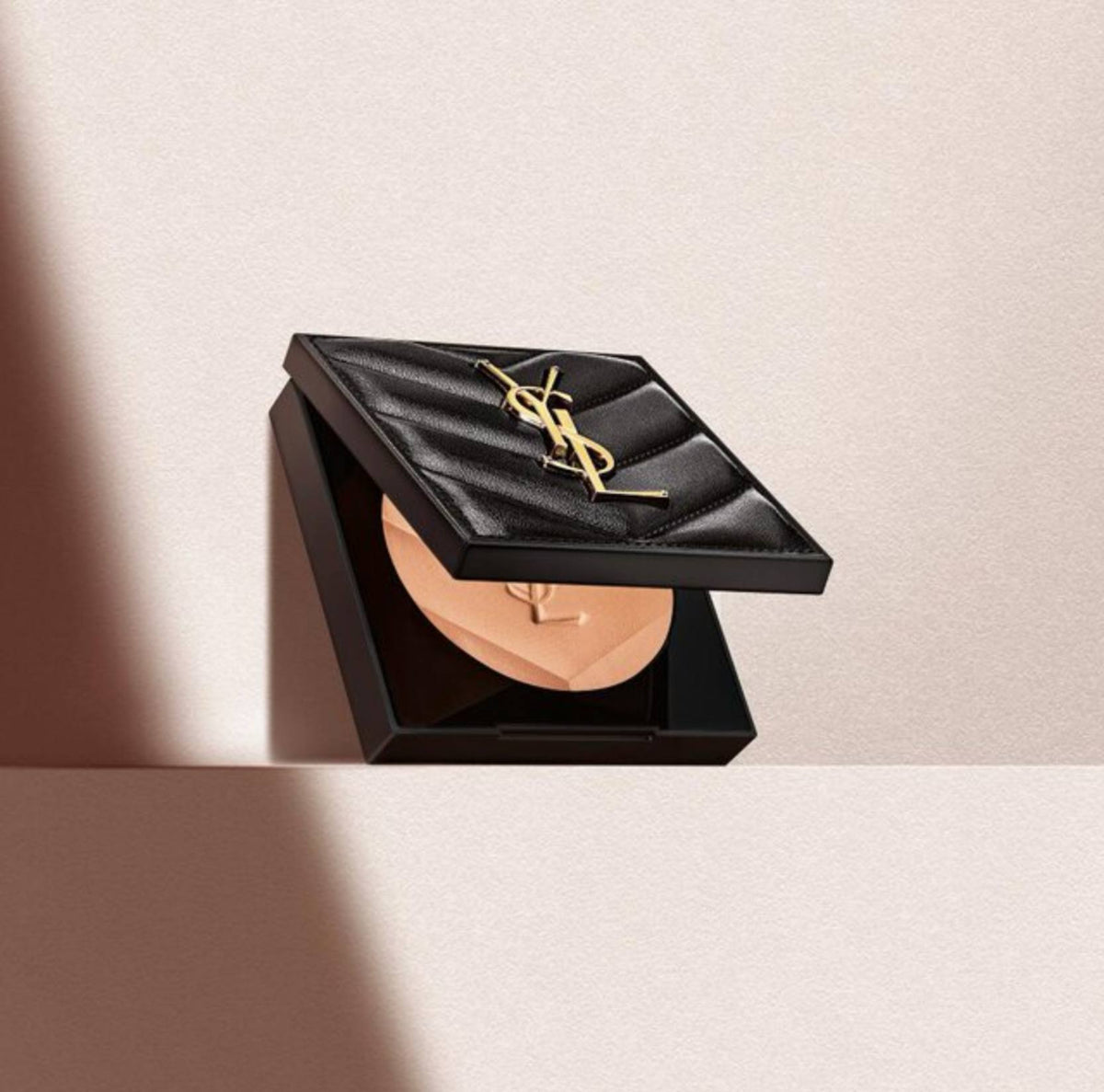 Yves Saint Laurent All Hours Hyper Finish Matte Powder - -