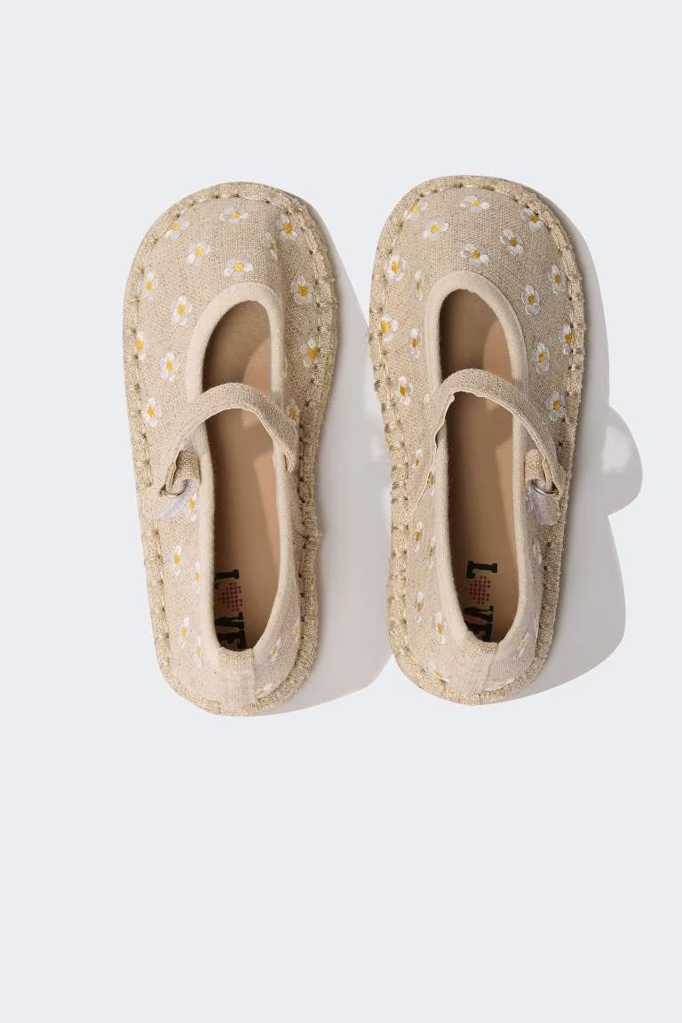 Girl Flat Sole Espadrille Shoes - -