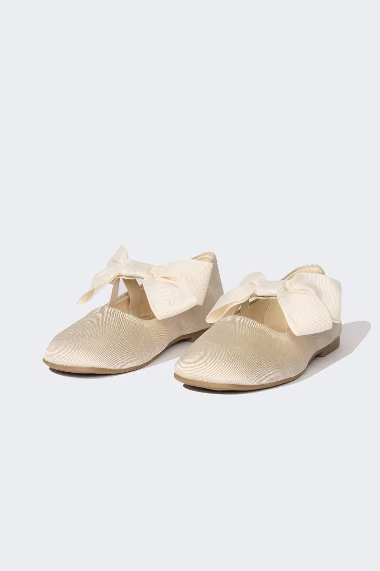 Girl Flat Sole Sandals - - Sand