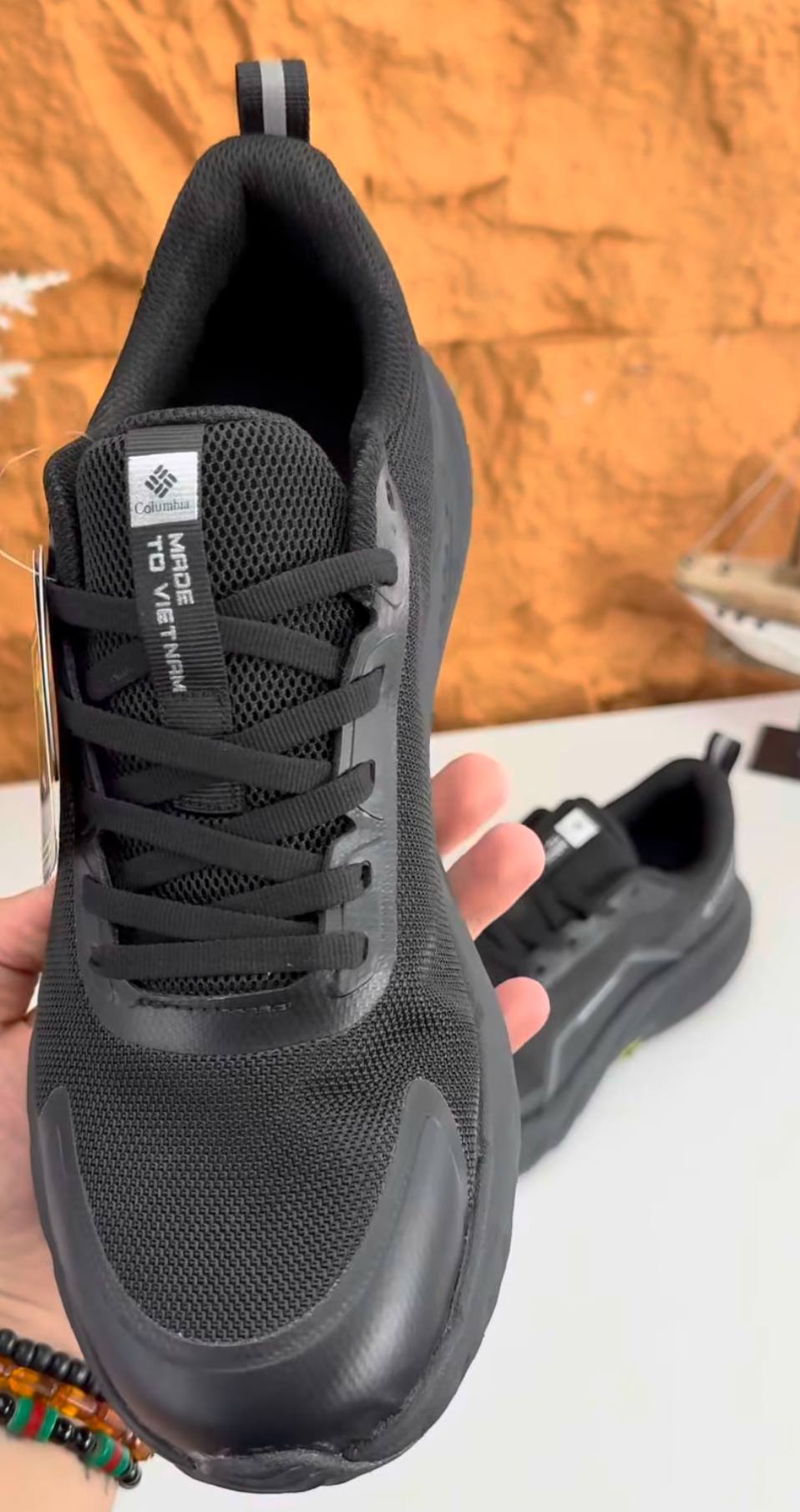 Columbia Footwear - - Black