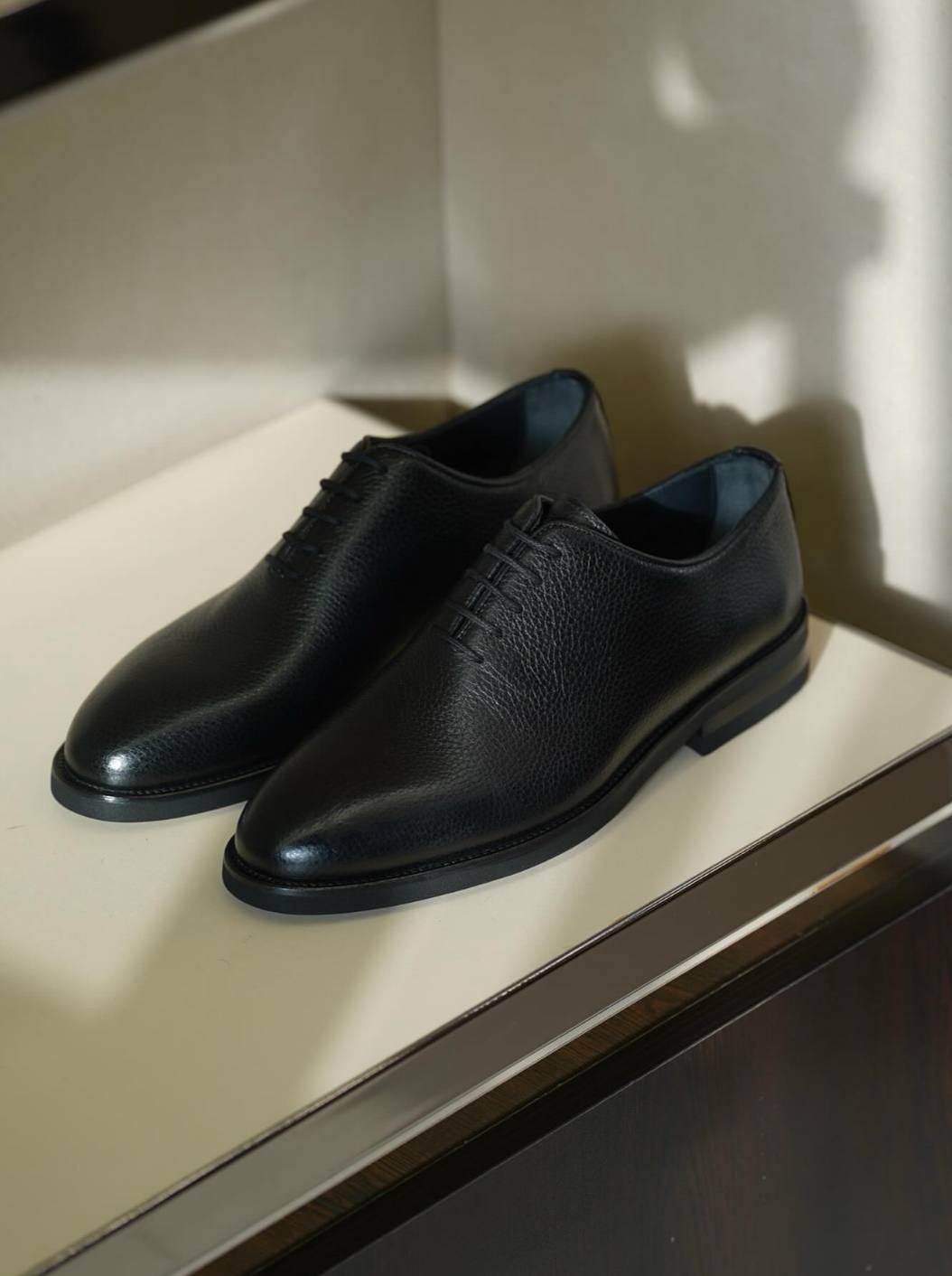 Leather footwear - -