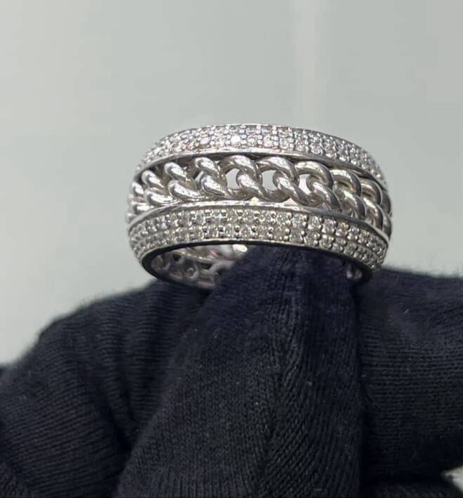RING - - 18