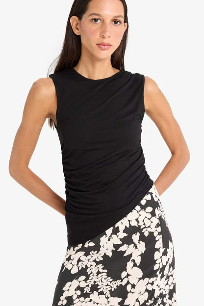 Slim Fit Basic Asymmetric Cut Draped Blouse - -