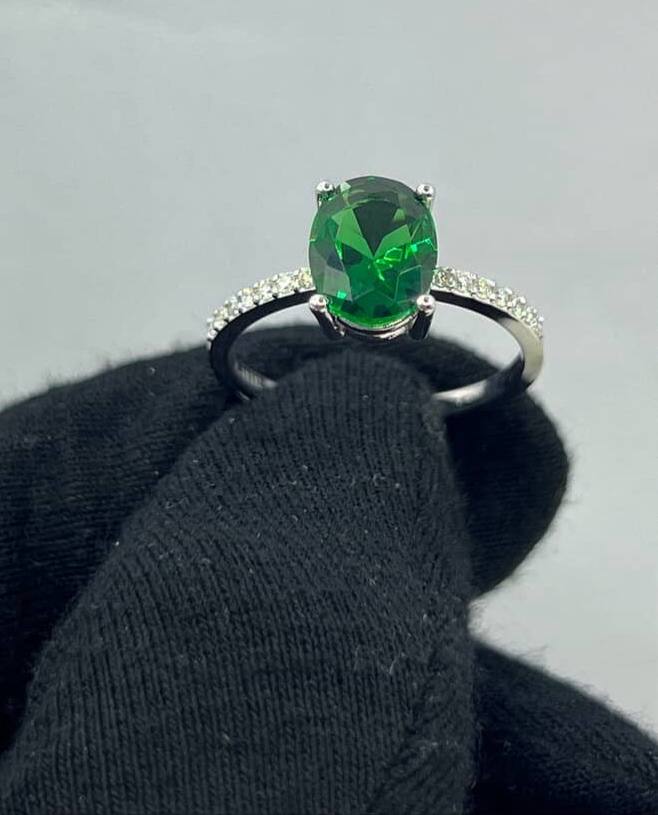 RING - - 18