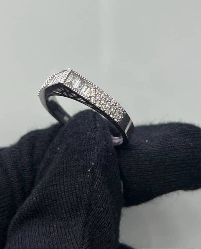 RING - - 18