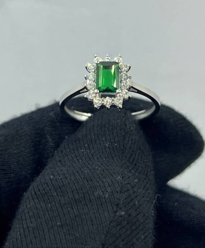 RING - - 18