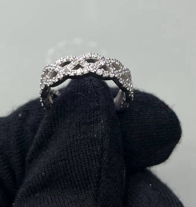 RING - - 18