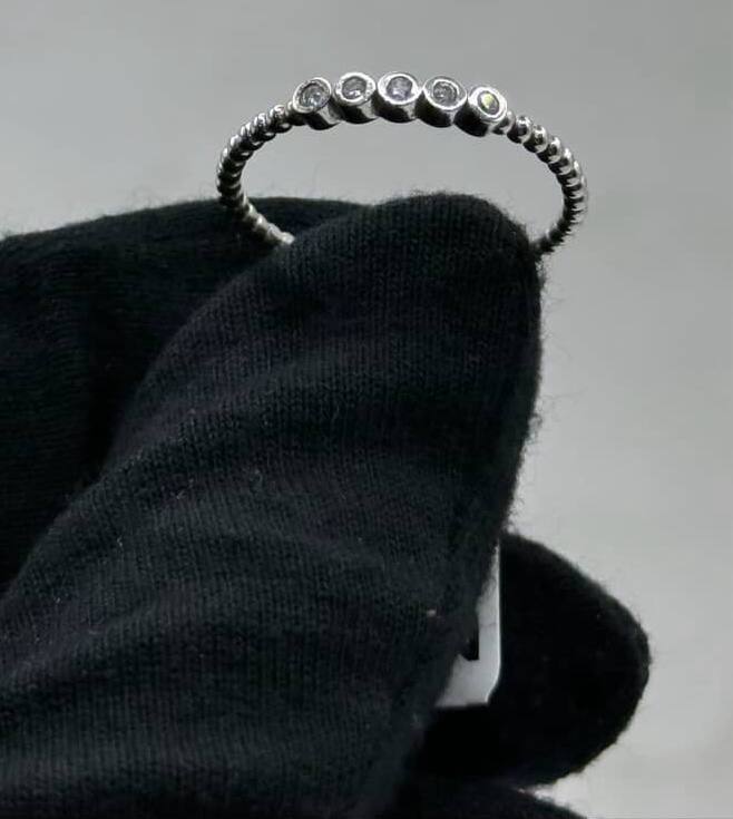RING - - 18