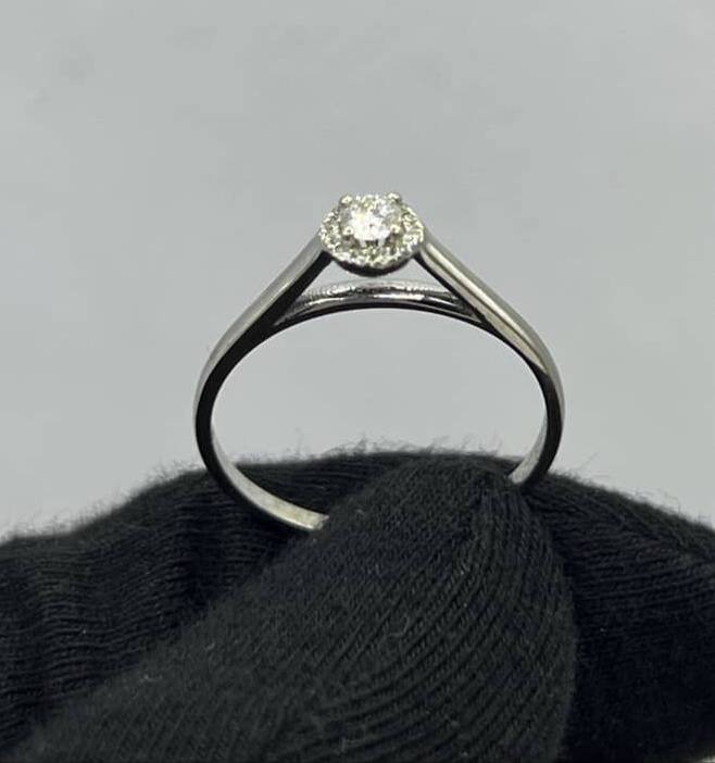 RING - - 18