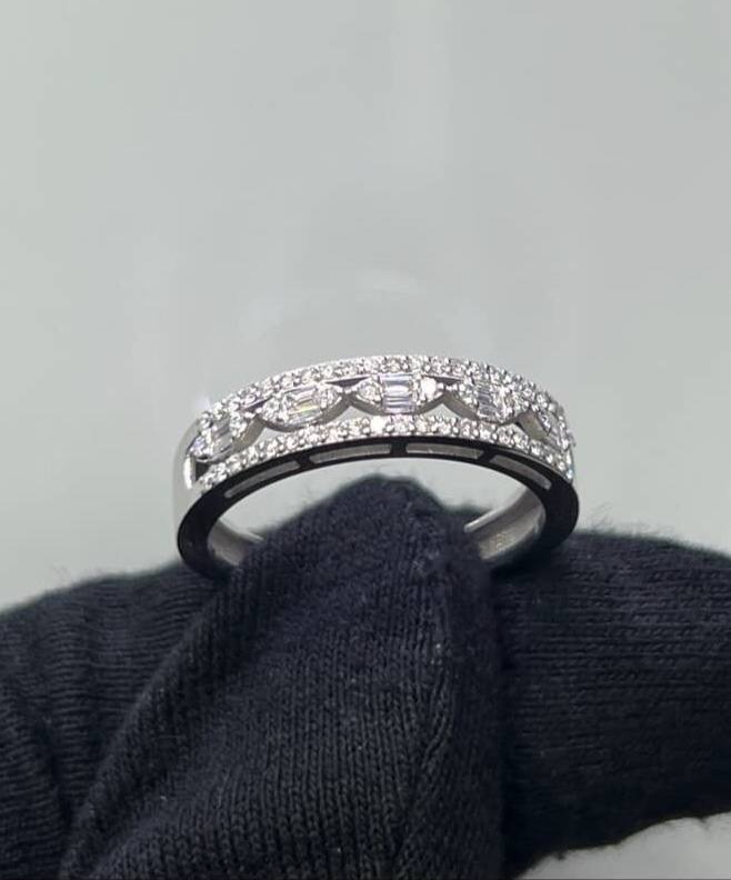 RING - - 18